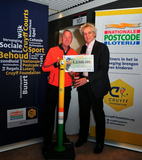 JOHAN CRUIJFF X JOINTHEPIPE